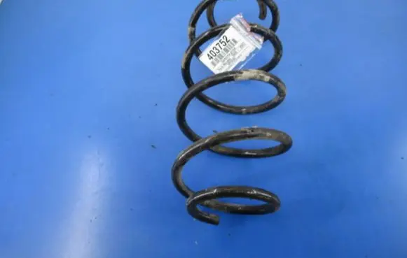 Ford Mondeo Mk III Front coil spring