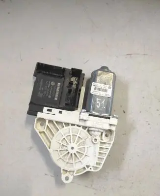 Volkswagen PASSAT B6 Front door window regulator motor 1K0959701P 980851114