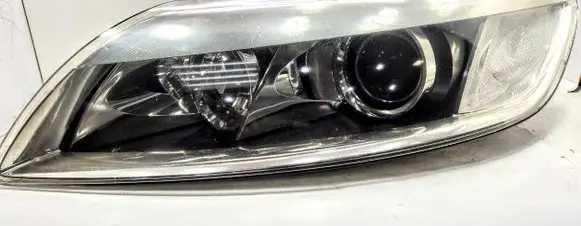 Audi Q7 4L Headlight/headlamp