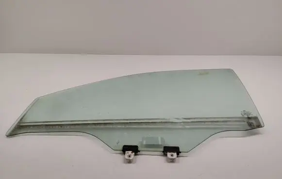 Mercedes-Benz X-class W470 Front door window glass four-door 803015XA0A
