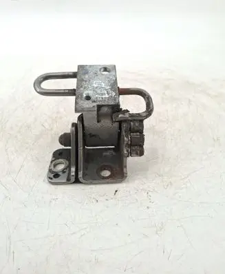 Volkswagen PASSAT CC Front door lower hinge 3C8831411A