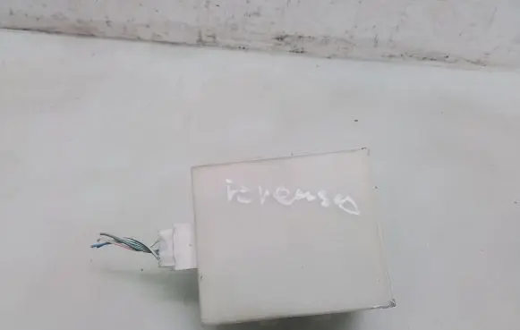Toyota Avensis T250 Door central lock control unit/module 8974105070