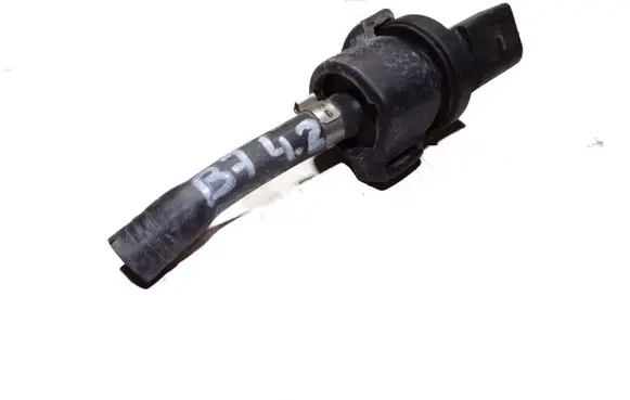 Audi A4 S4 B7 8E 8H Vacuum valve 058133459