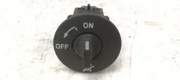 Passenger airbag on/off switch