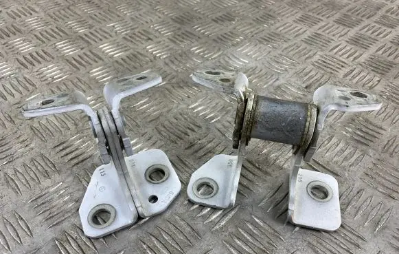 Front door hinge set