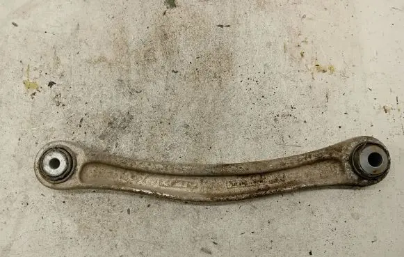 Volkswagen Touareg II Rear control arm 7L0505376A