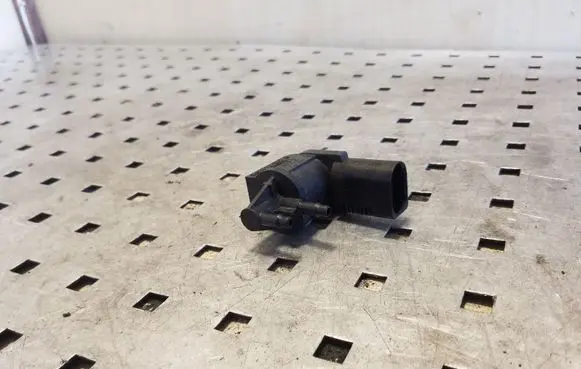 Vacuum valve