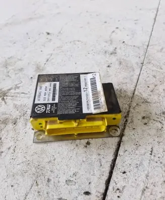 Volkswagen PASSAT B6 Airbag control unit/module 3C0909605M 11H031S2522 391125