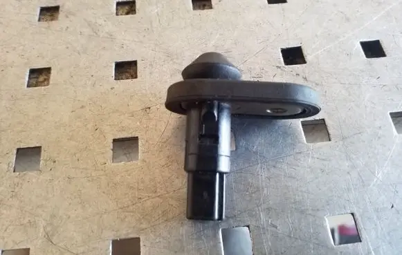 Toyota RAV 4 (XA20) Front door sensor 