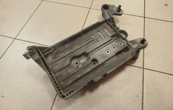 Audi A3 S3 8V Battery tray 