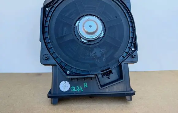 Mini One - Cooper F56 F55 Subwoofer speaker 9275996 65139275996