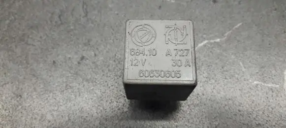 Alfa Romeo 145 - 146 Fuel pump relay 60630605