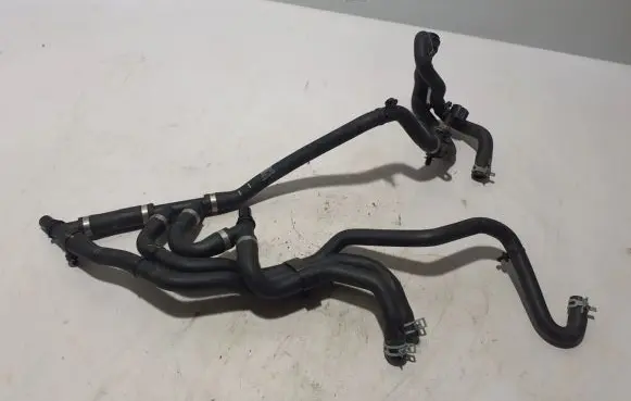 Volvo C40 Air intake hose/pipe 32339364