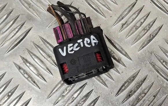 Opel Vectra C Glow plug pre-heat relay 60433201