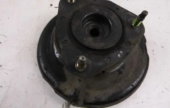 Ford Focus Front coil spring rubber mount 