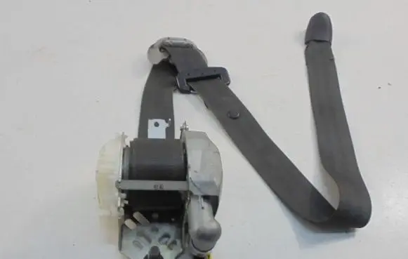 Hyundai i30 Set of seat belts 888102R900
