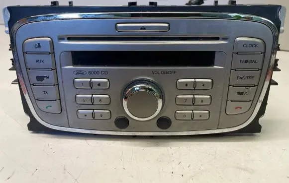 Ford Focus Radio/CD/DVD/GPS head unit 8M5T18C815AB