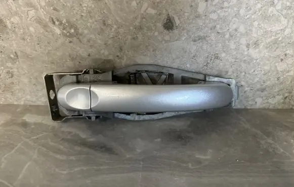 Volkswagen Touran II Front door interior handle 
