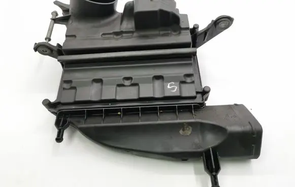 Mercedes-Benz ML W164 Air filter box A6420940304 A6420900901