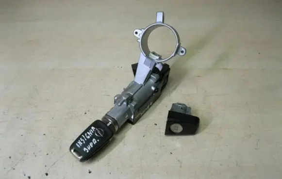 Opel Insignia A Ignition lock 20939745 H024