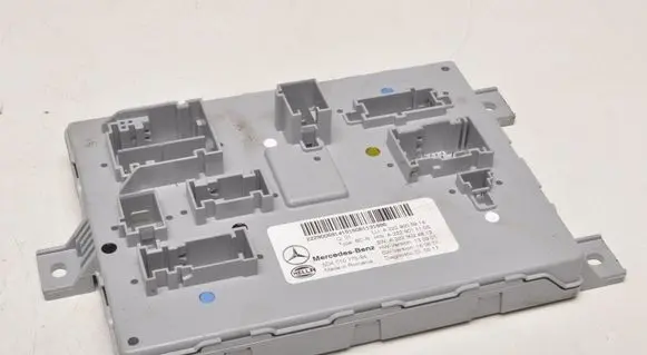Mercedes-Benz C W205 SAM control unit A2229005914