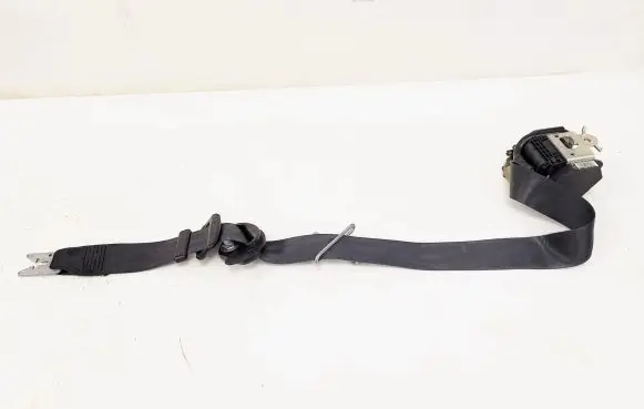 Citroen C6 Front seatbelt