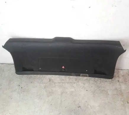 Tailgate trim