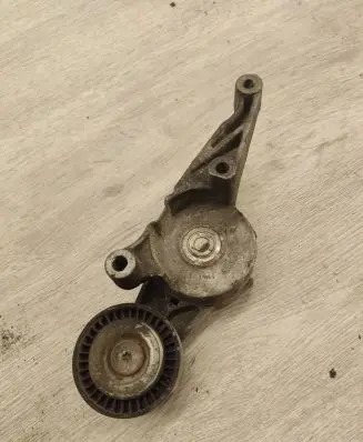 Volkswagen Golf V Belt tensioner pulley 836903315