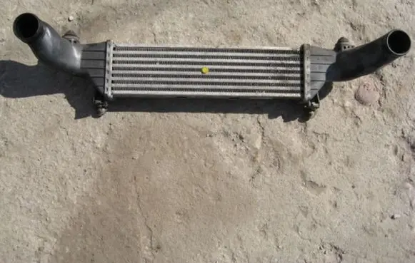 Mercedes-Benz C W202 Intercooler radiator 22CDI