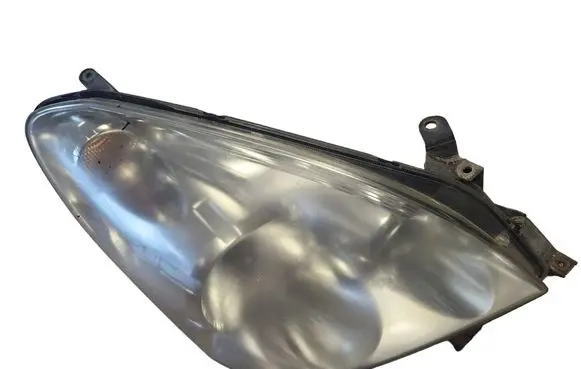 Toyota Corolla Verso AR10 Headlight/headlamp