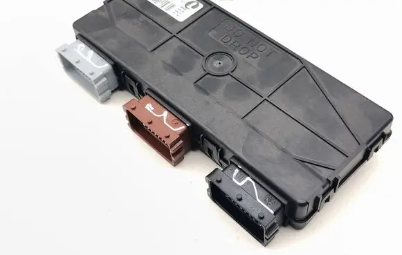 Maserati Quattroporte Seat control module 30100077 204123 NAGM139AQ