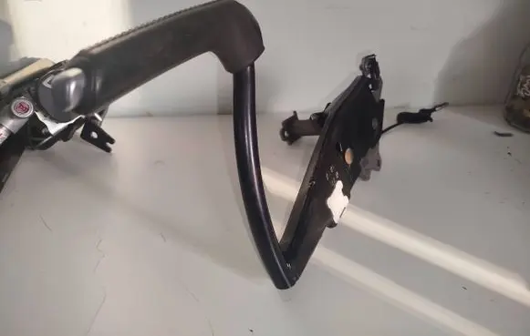 Volvo C30 Handbrake/parking brake lever assembly 