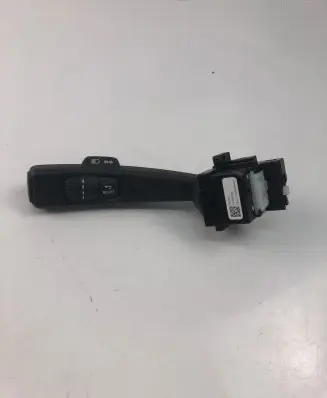 Volvo V40 Indicator stalk 31456045