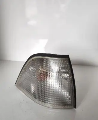 BMW 3 E36 Front indicator light 9403094