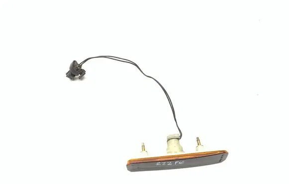Maserati Quattroporte Front fender indicator light