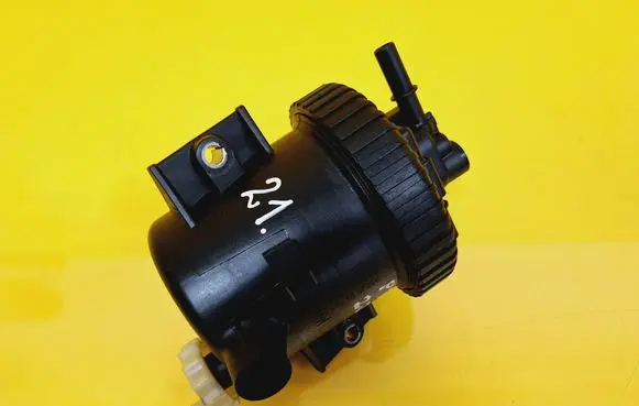 Peugeot 807 Fuel filter housing 9642105180C