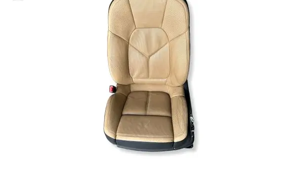 Porsche Cayenne (92A) Front driver seat 