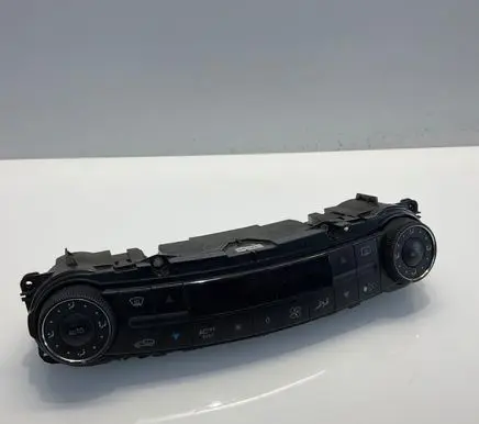 Mercedes-Benz E W211 Climate control unit 2118300685 SW0103 HW0303