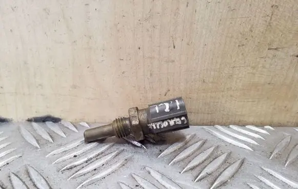 Toyota Corolla E120 E130 Coolant temperature sensor 8942235010