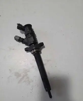 Peugeot 407 Fuel injector 0445110297
