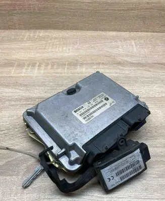 Chrysler Voyager Engine control unit/module ECU P04686870AA P04686363AD