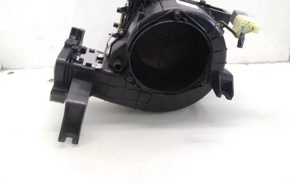 Subaru Forester SH Interior heater climate box assembly housing 72210SC010