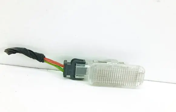 Audi A6 S6 C5 4B Other interior light 4B0947415