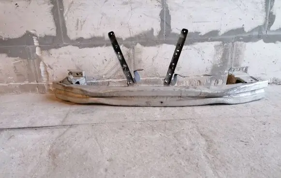 Audi A8 S8 D3 4E Front bumper cross member 4E0807111A