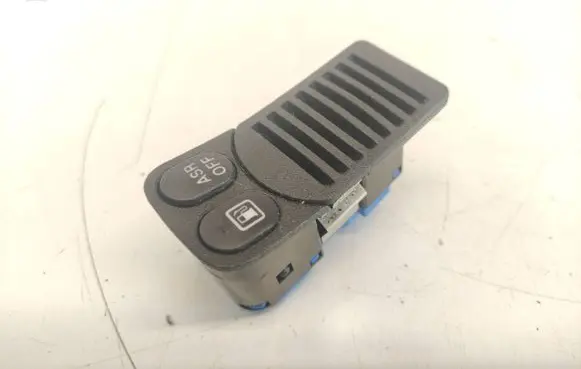 Alfa Romeo GT Fuel tank opening switch 156040104 61031400