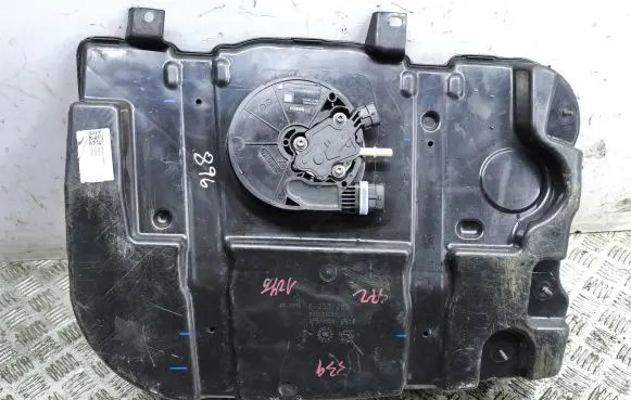 Maserati Ghibli AdBlue liquid reservoir 06700370550
