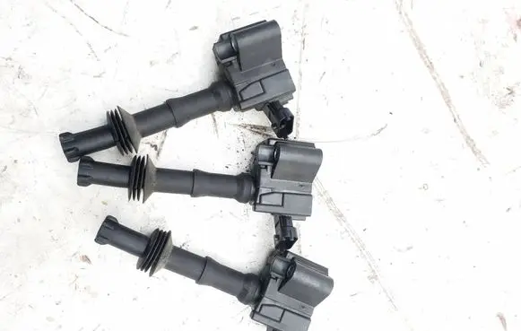Citroen C4 III e-C4 High voltage ignition coil 9808653680 20210528 28457918