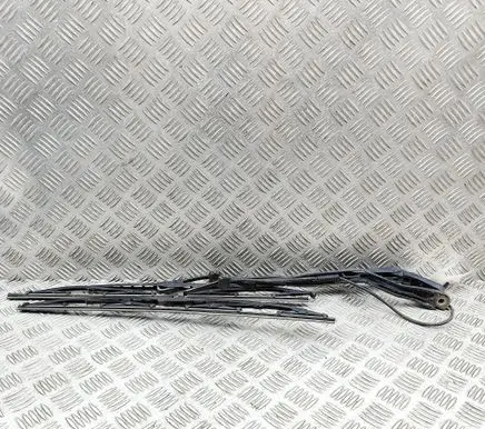Jaguar XK8 - XKR Windshield/front glass wiper blade GJA8954EC GJA8954FB