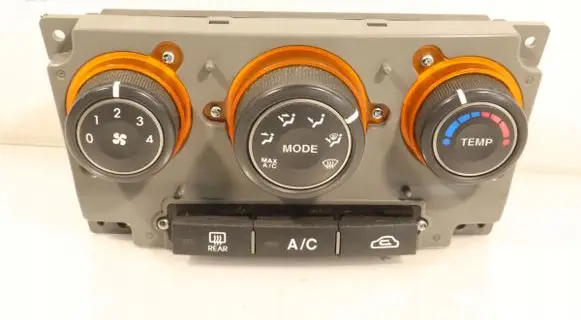 KIA Carens II Interior fan control switch 1D810WK