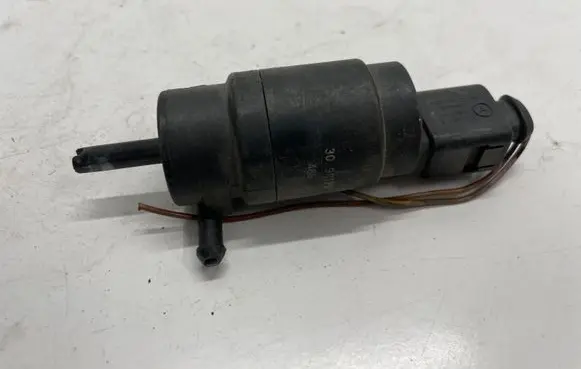 Mercedes-Benz C W204 Windscreen/windshield washer pump
